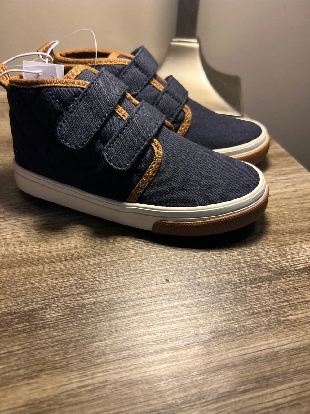 Old Navy Navy and Tan Quilted High-Top Sneakers with Double Straps stock (11)